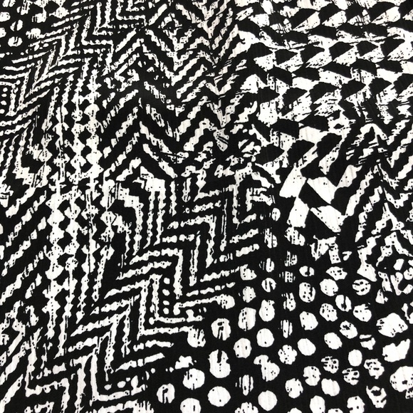 Just My Size 4X Blouse Button Up 3/4 Sleeve Built in Tank / Camisole Black White - Picture 6 of 11